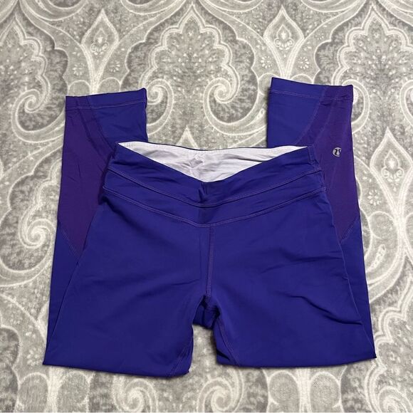 Lululemon cropped leggings   - Picture 1 of 3
